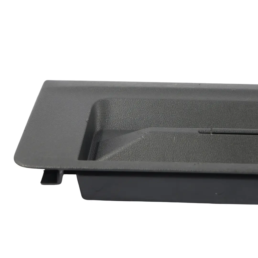 Skoda Octavia Mk3 5E Panneau Garniture Compartiment Rangement Coffre - SKU 5E5867145 - Numéro de pièce 5E5867145