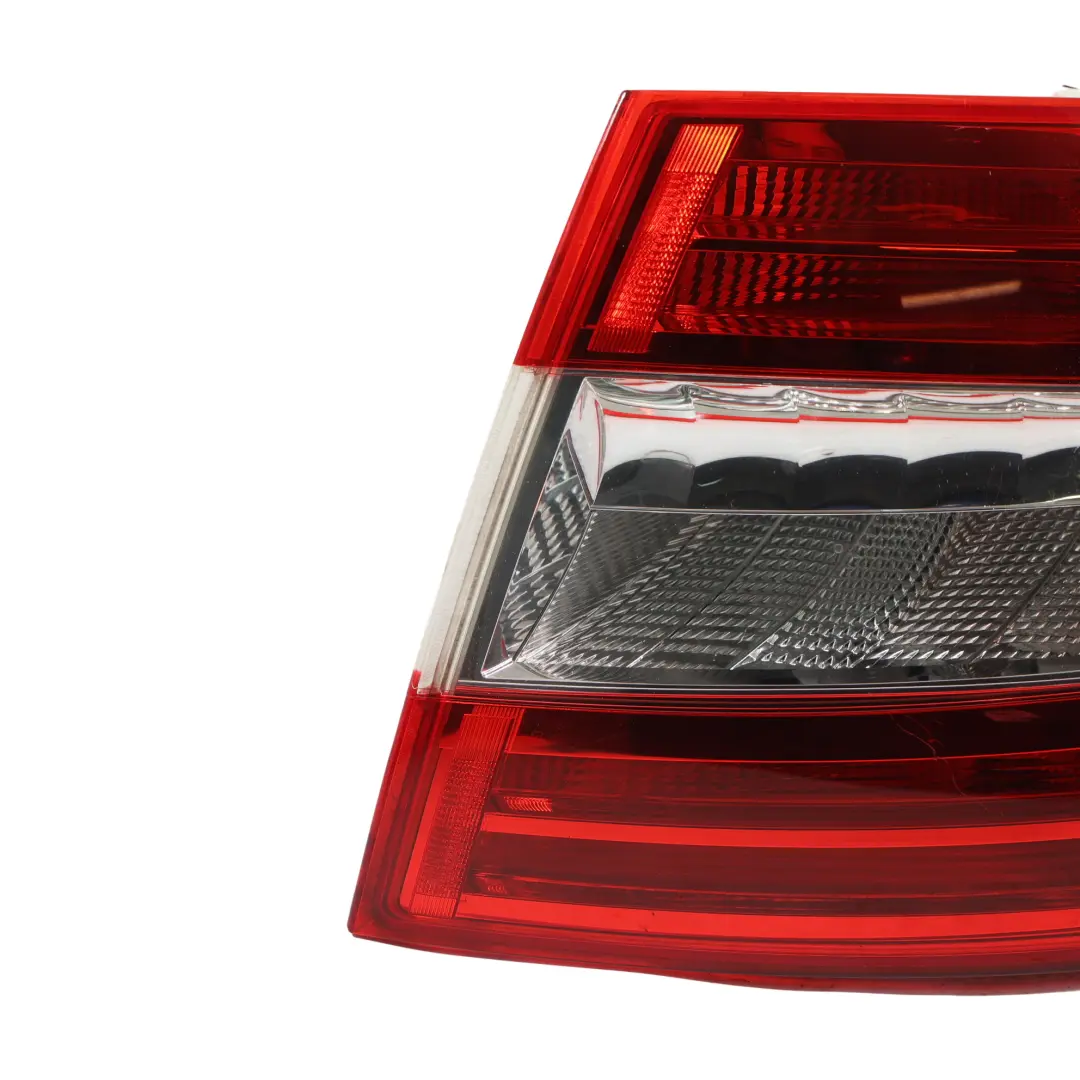 Mk3 5E Tail Light Lamp Rear Right O/S to Skoda Octavia with Part number 5E5945112 Skoda Octavia Mk3 5E Tail Light Lamp Rear Right O/S - SKU 5E5945112 - Part number 5E5945112