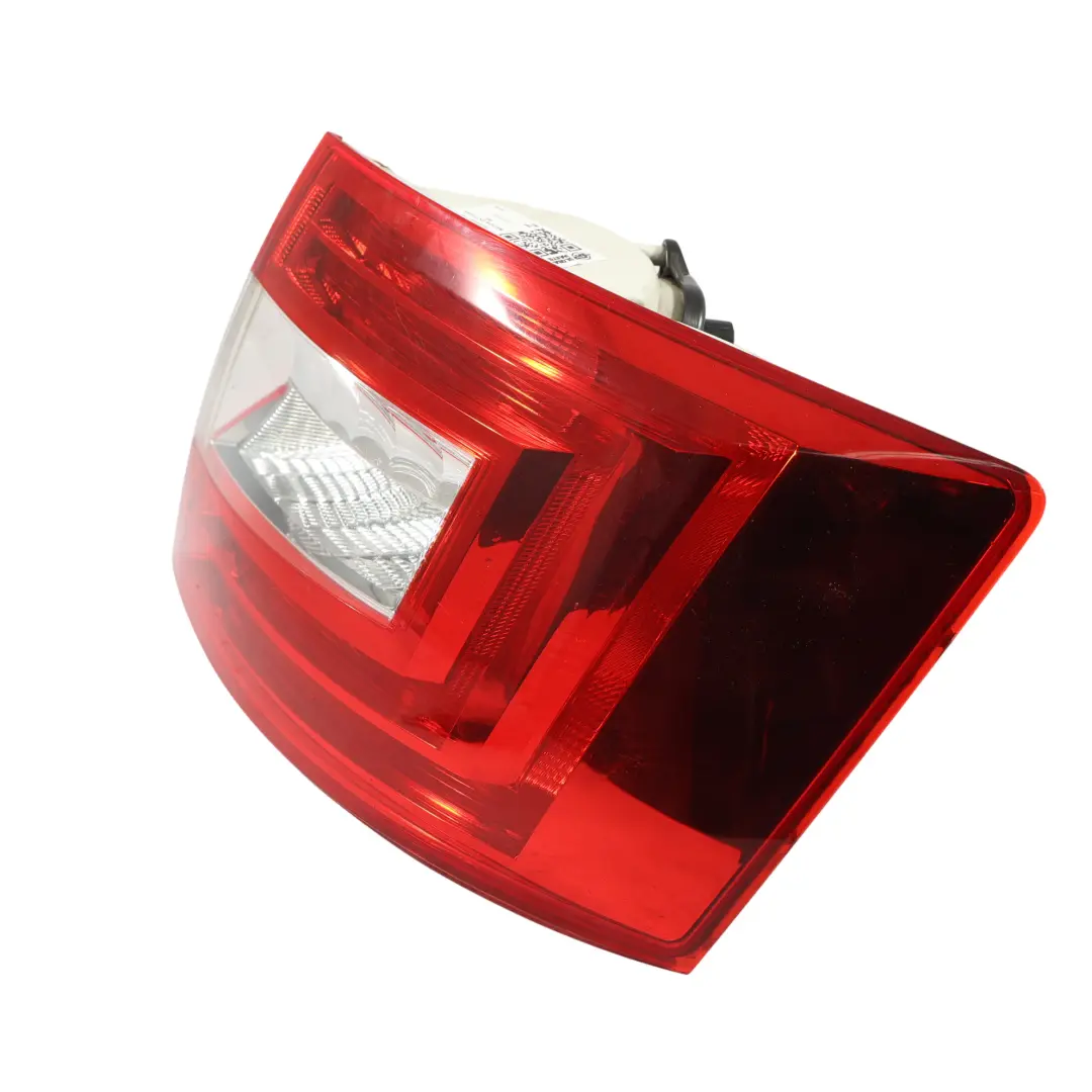 Mk3 5E Fanale Posteriore Destro per Skoda Octavia con numero di parte 5E5945112 Skoda Octavia Mk3 5E Fanale Posteriore Destro - SKU 5E5945112 - Numero di parte 5E5945112