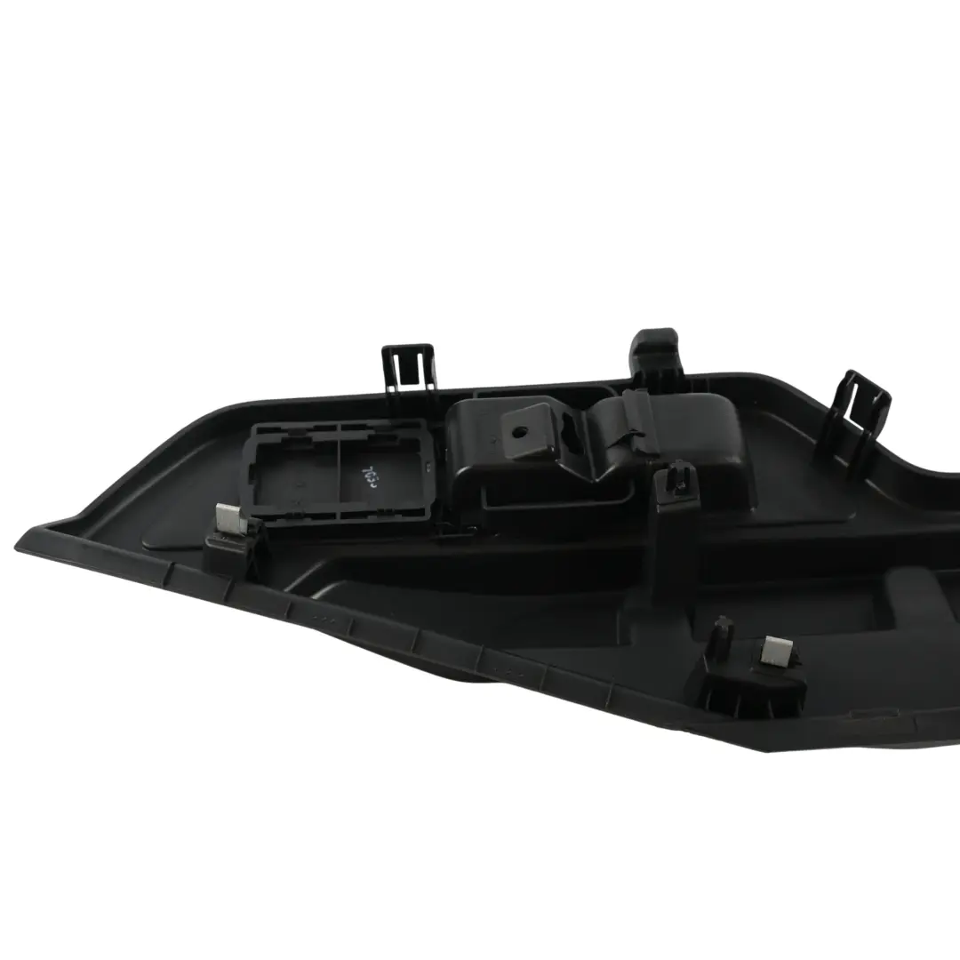 Skoda Octavia VR Support Tablette Coffre Garniture Arrière Gauche - SKU 5E6867761 - Numéro de pièce 5E6867761