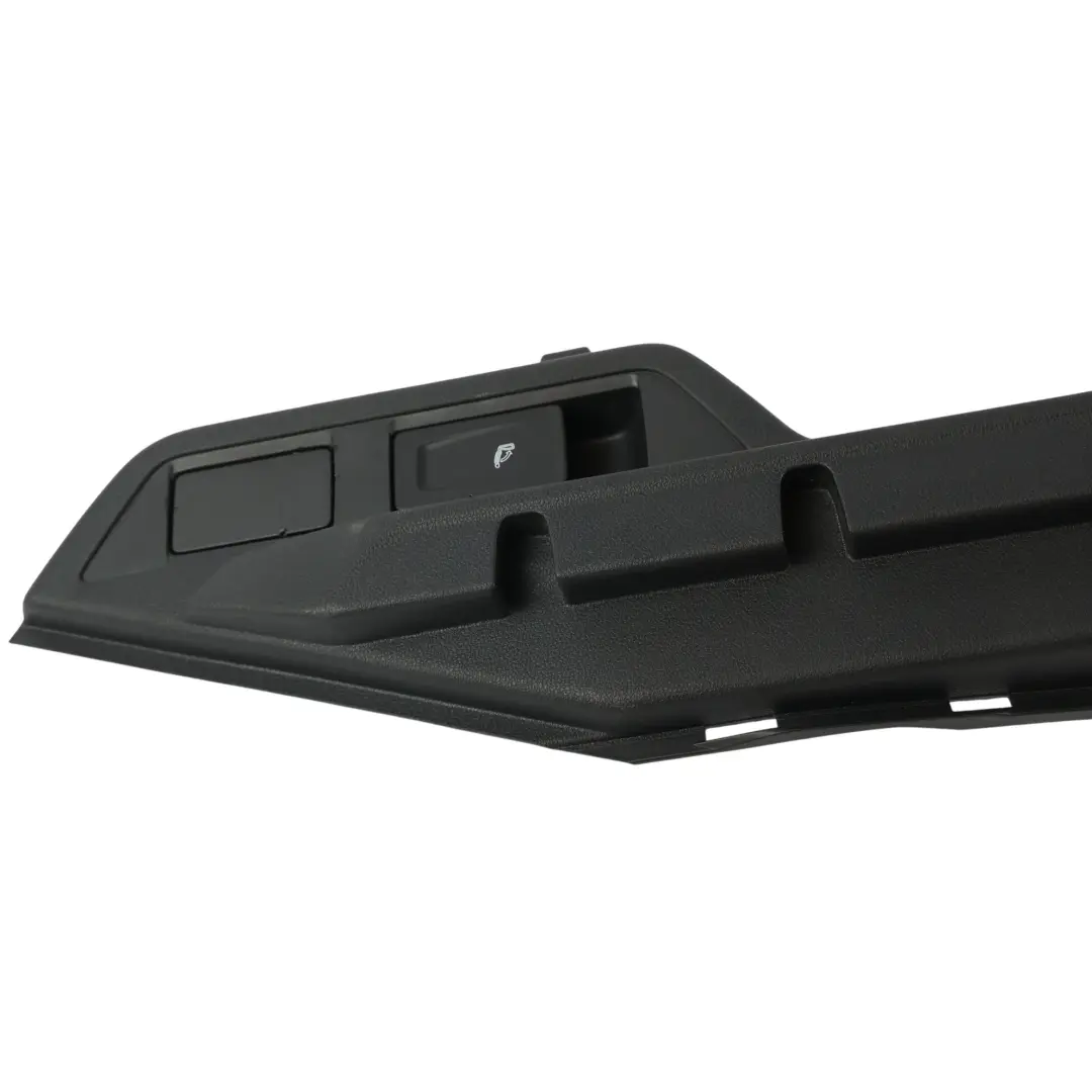 Skoda Octavia VR Embellecedor Soporte Lateral Maletero Trasero Derecho - SKU 5E6867762 - Número de pieza 5E6867762