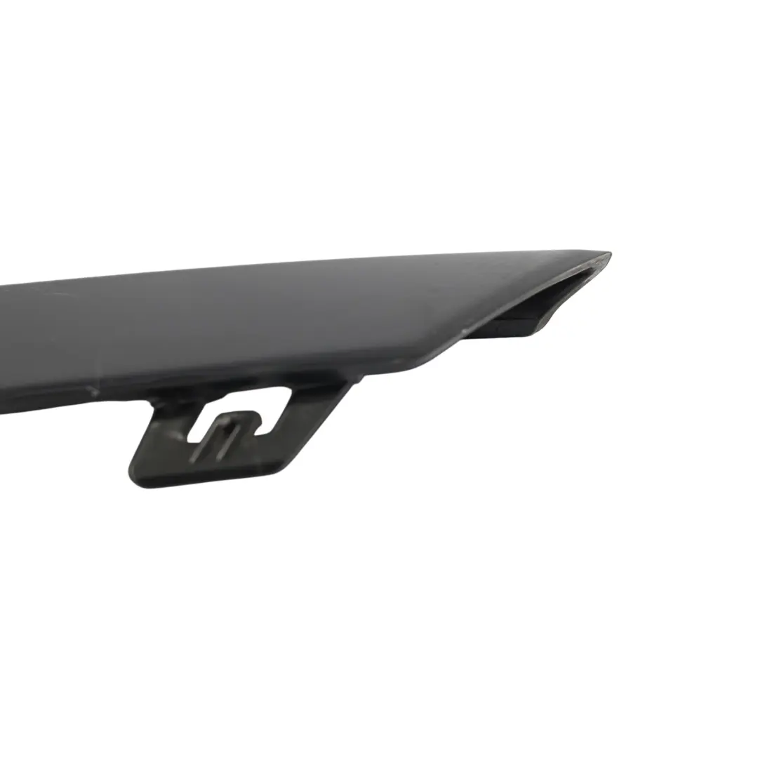 Skoda Octavia Mk4 NX Inserto Posteriore Rivestimento Nero Destro - SKU 5E7807232 - Numero di parte 5E7807232