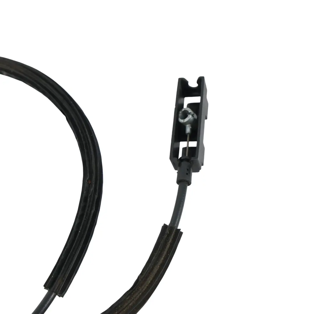 Seat Leon Mk3 5F Loquet Capot Avant Tirage Libération Lien - SKU 5F0823535B - Numéro de pièce 5F0823535B