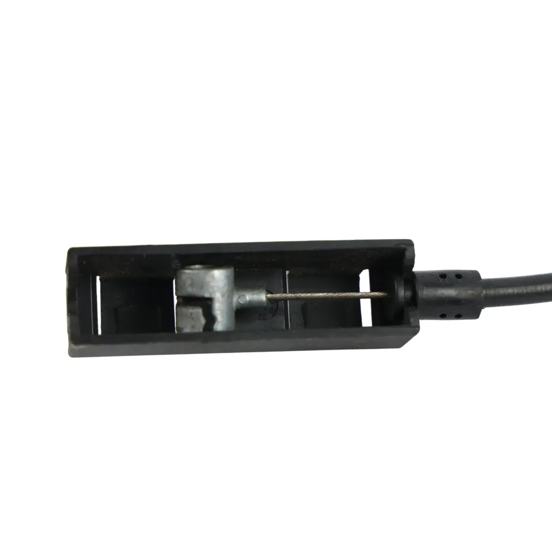 Seat Leon MK3 5F Chiusura Cofano Anteriore Tirante Rilascio - SKU 5F0823535B - Numero di parte 5F0823535B