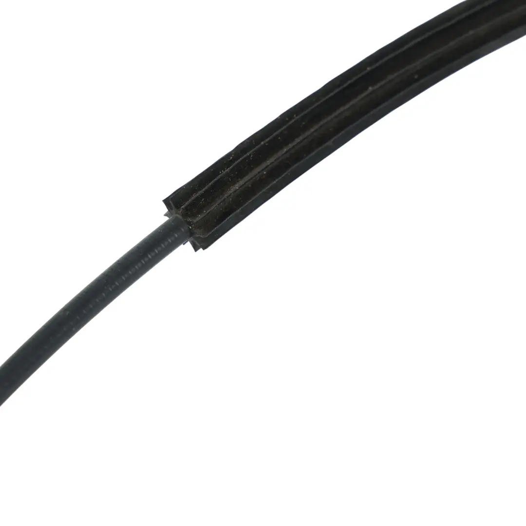 Mk3 5F Linka Cięgno Zamka Pokrywy Maski do Seat Leon o numerze 5F0823535B Seat Leon Mk3 5F Linka Cięgno Zamka Pokrywy Maski - SKU 5F0823535B - Numer Części 5F0823535B