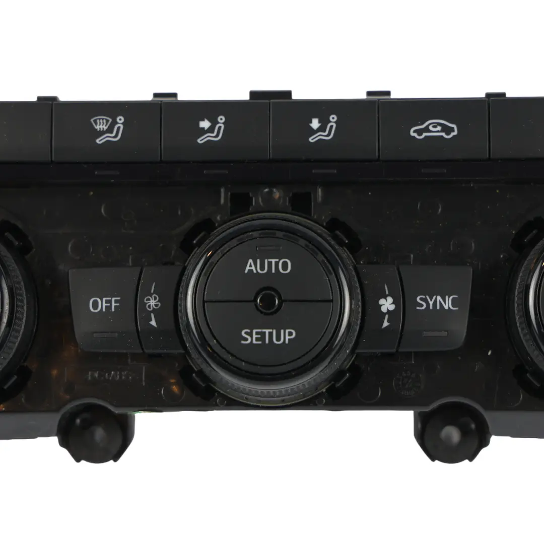 5F Panel Przełączników Klimatyzacji Nawiewu do Seat Leon o numerze 5F0907044AM Seat Leon 5F Panel Przełączników Klimatyzacji Nawiewu - SKU 5F0907044AM - Numer Części 5F0907044AM