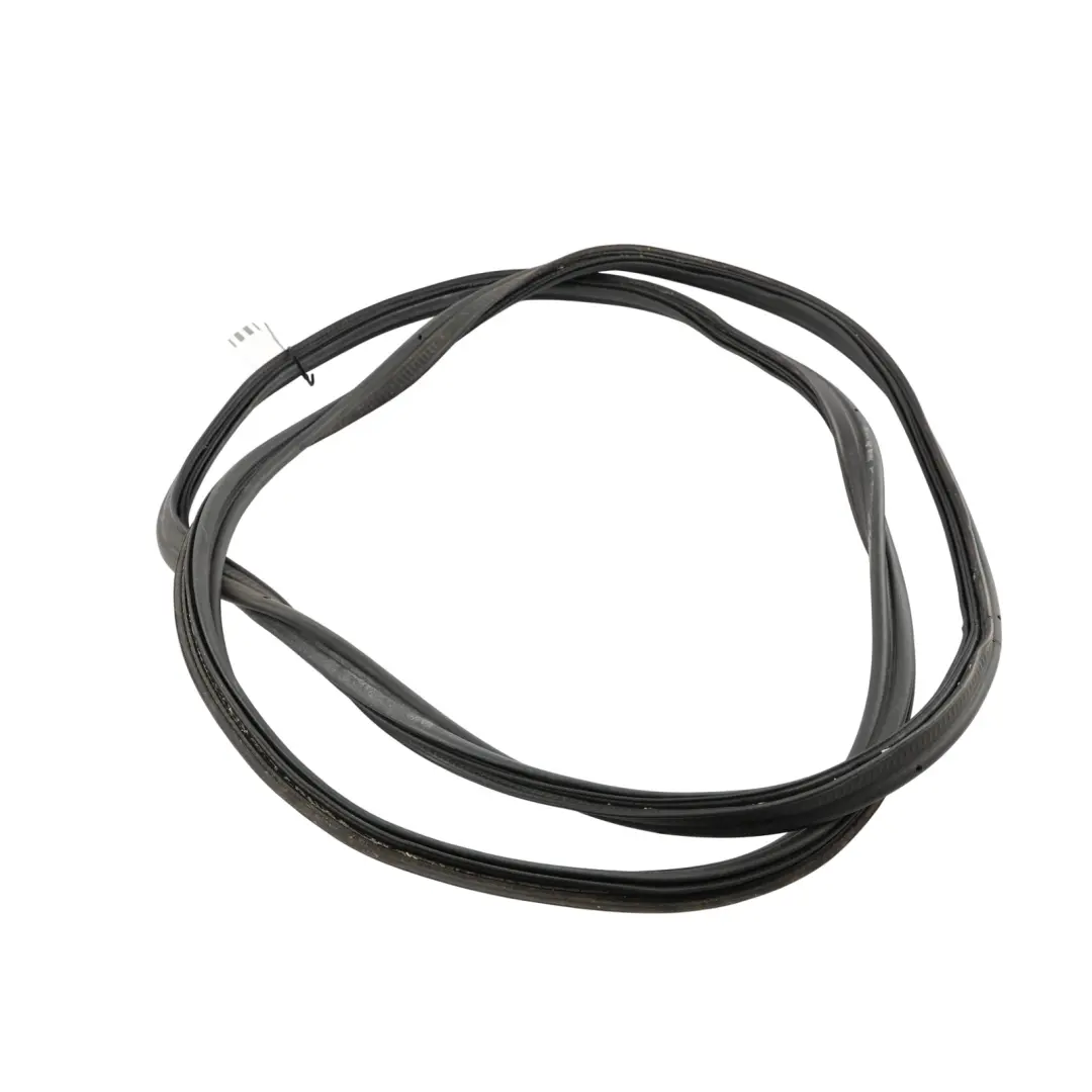 5F Uszczelka Klapy Bagażnika Tylnej do Seat Leon Cupra o numerze 5F4827705G Seat Leon Cupra 5F Uszczelka Klapy Bagażnika Tylnej - SKU 5F4827705G - Numer Części 5F4827705G