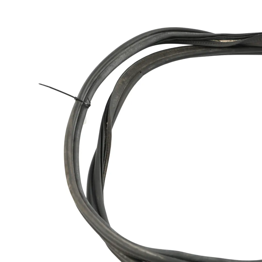 5F Rear Trunk Bootlid Luggage Compartment Seal Gasket to Seat Leon Cupra with Part number 5F4827705G Seat Leon Cupra 5F Rear Trunk Bootlid Luggage Compartment Seal Gasket - SKU 5F4827705G - Part number 5F4827705G