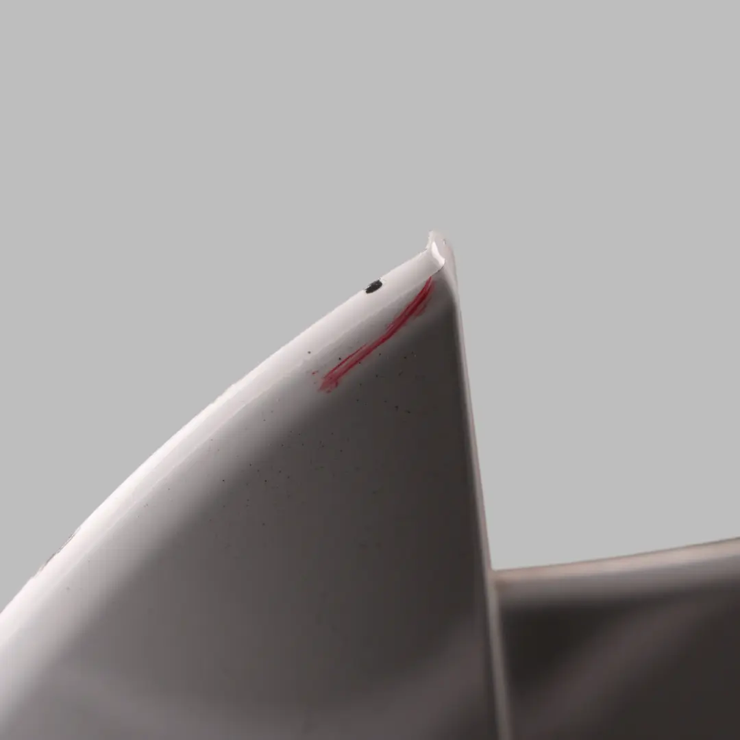 Mk3 Rear Tailgate Spoiler Cover Stop Light Nevada White-S9R to Seat Leon with Part number 5F4827933G Seat Leon Mk3 Rear Tailgate Spoiler Cover Stop Light Nevada White-S9R - SKU 5F4827933G-BNE - Part number 5F4827933G