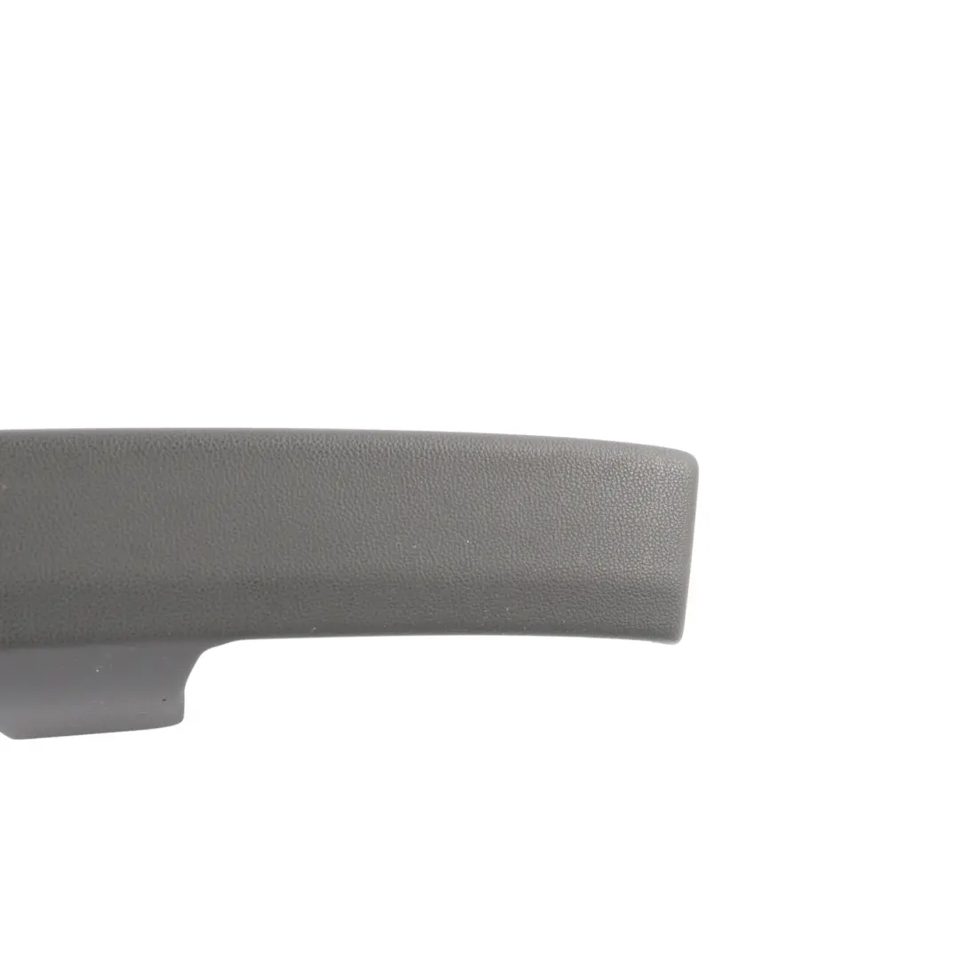 Seat Leon Mk3 5F Przednia Prawa Pokrywa Uchwytu Boczka Drzwi - SKU 5F4867174 - Numer Części 5F4867174