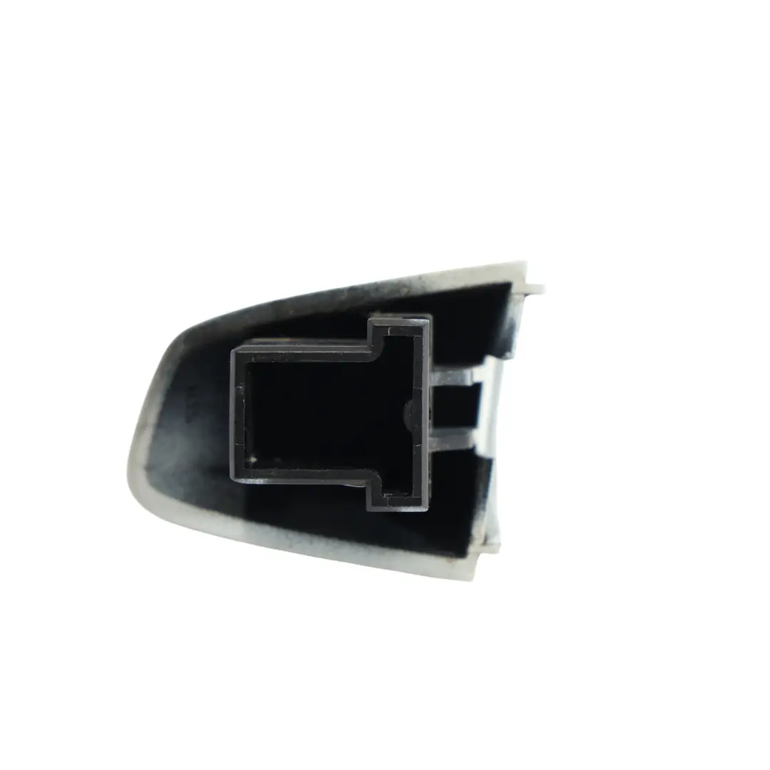 Manija Puerta Derecha Blanco Puro - C9A para Volkswagen Golf Mk7 con número de pieza 5G0839168D Volkswagen Golf Mk7 Manija Puerta Derecha Blanco Puro - C9A - SKU 5G0839168D-PWH - Número de pieza 5G0839168D