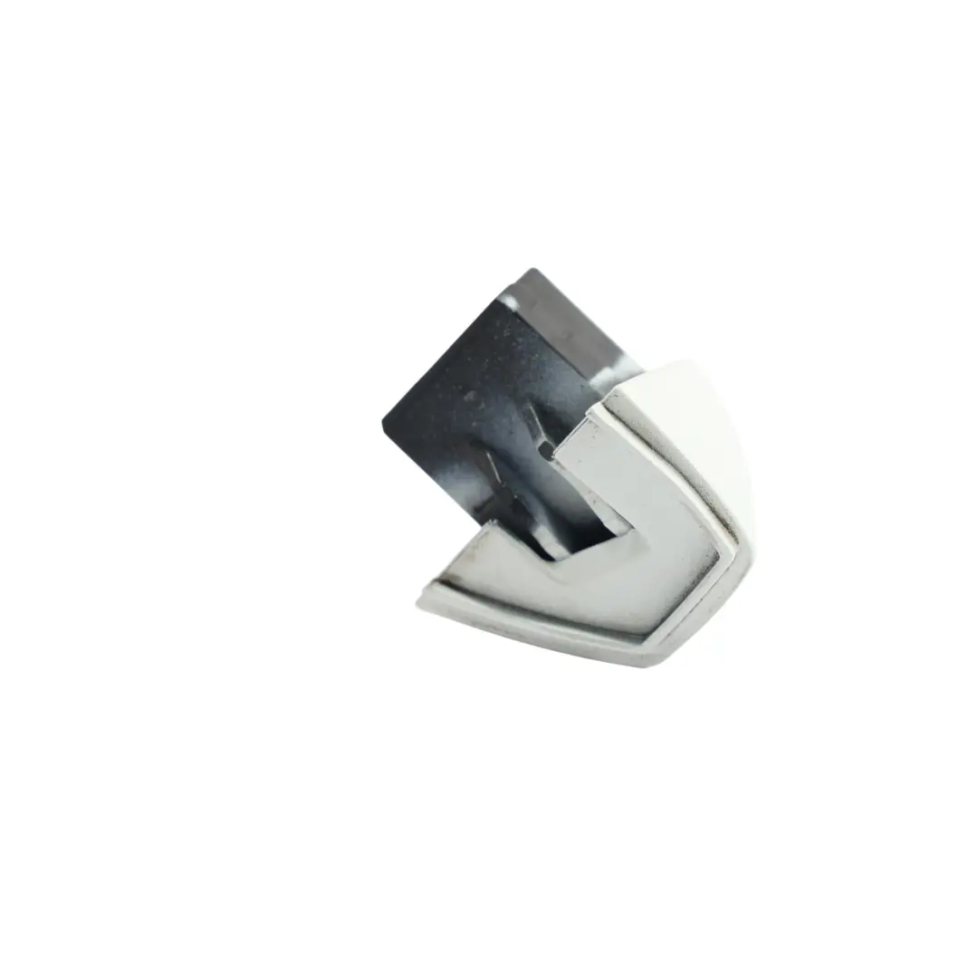 Alloggiamento Maniglia Porta Destra Bianco - C9A per Volkswagen Golf Mk7 con numero di parte 5G0839168D Volkswagen Golf Mk7 Alloggiamento Maniglia Porta Destra Bianco - C9A - SKU 5G0839168D-PWH - Numero di parte 5G0839168D