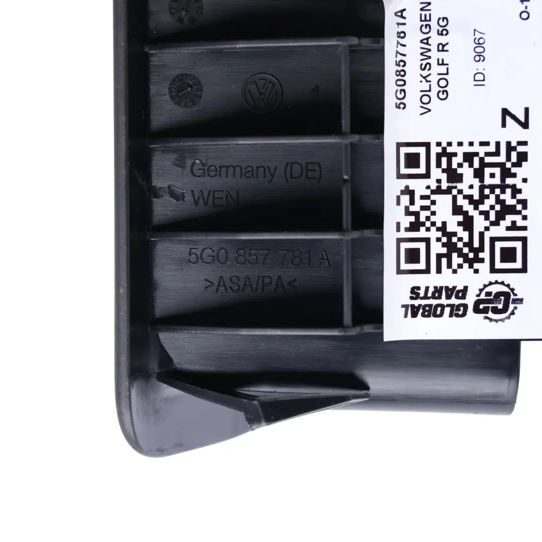 5G Guida Cintura Di Sicurezza Rivestimento Interno per Volkswagen GOLF R con numero di parte 5G0857781A Volkswagen GOLF R 5G Guida Cintura Di Sicurezza Rivestimento Interno - SKU 5G0857781A - Numero di parte 5G0857781A