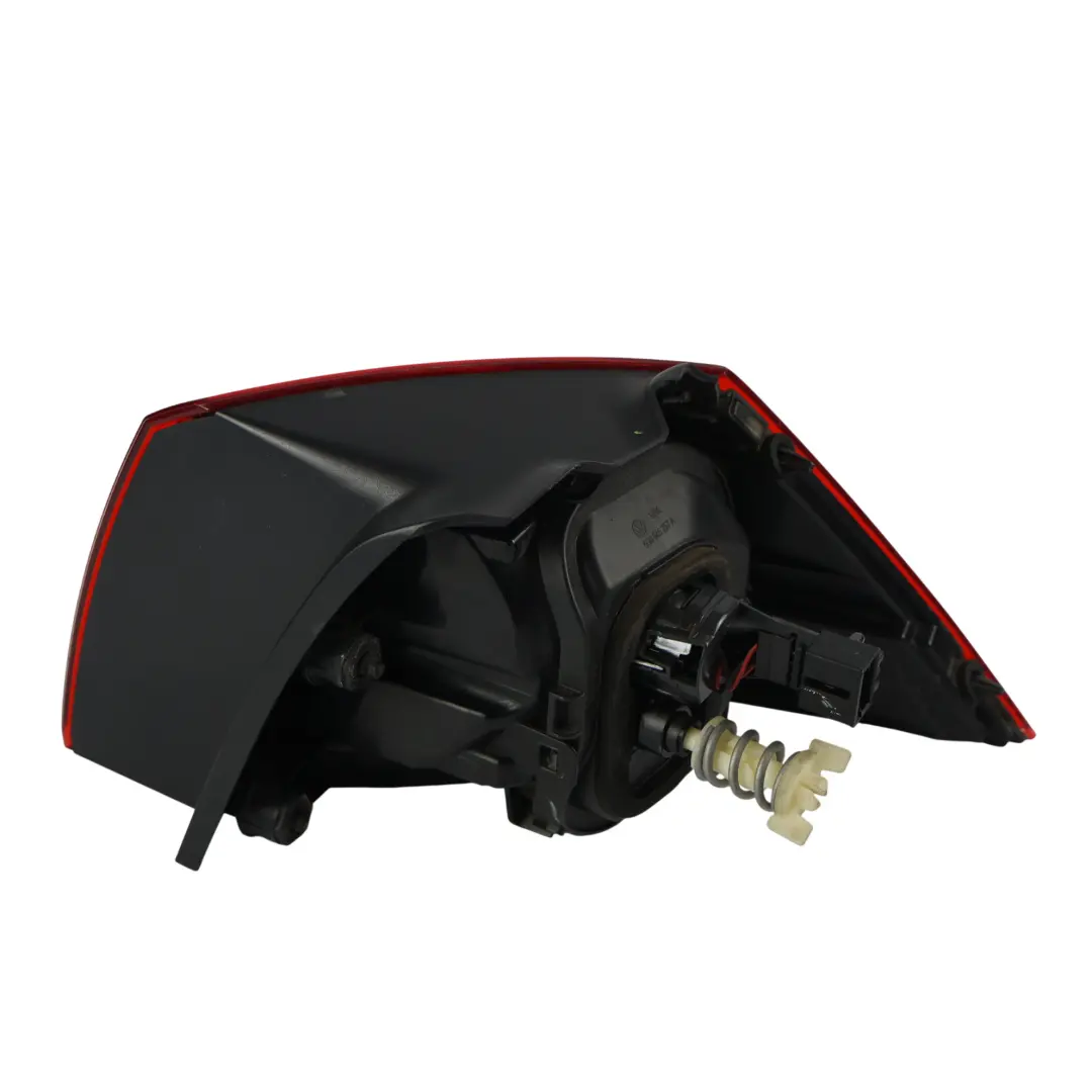 Volkswagen Golf 5G Fanale Posteriore Sinistro - SKU 5G0945095M - Numero di parte 5G0945095M