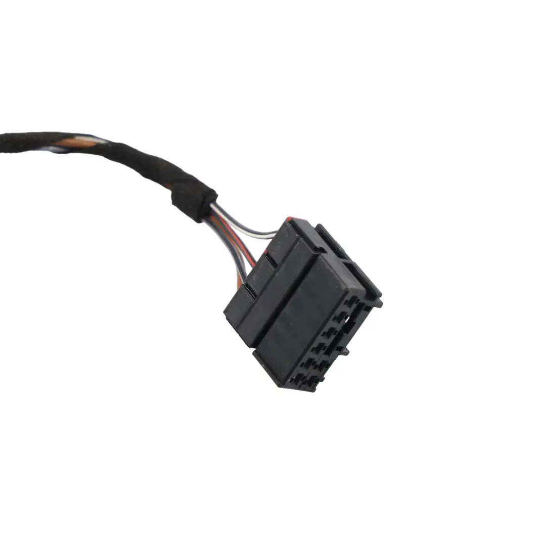 Volkswagen Golf 5G Luz Trasera Cableado Exterior Izquierdo - SKU 5G0945095Q-1 - Número de pieza 5G0945095Q