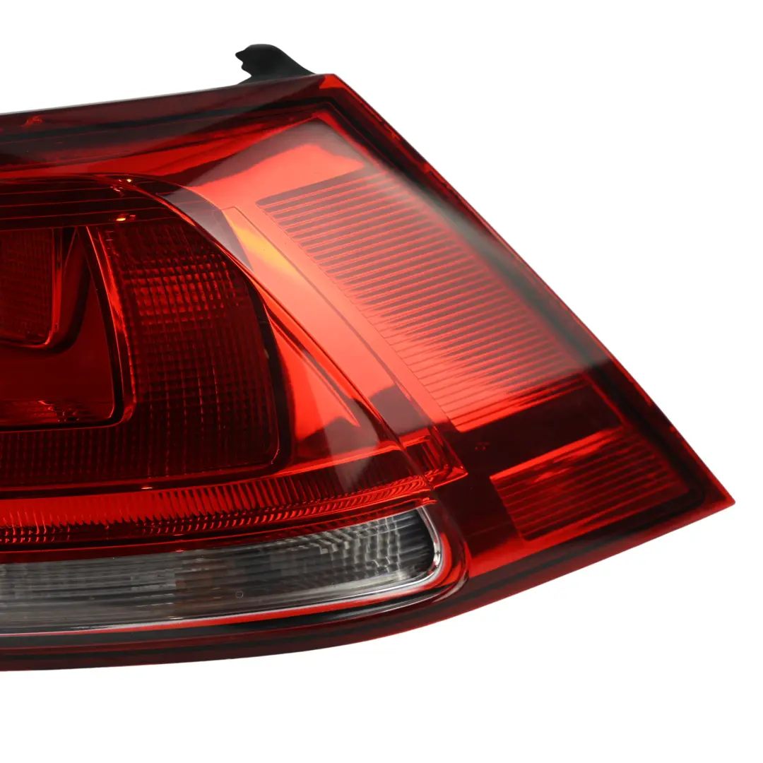 Tail Light Lamp Outer Right O/S to VW Volkswagen Golf Mk7 Rear with Part number 5G0945096M VW Volkswagen Golf Mk7 Rear Tail Light Lamp Outer Right O/S - SKU 5G0945096M - Part number 5G0945096M