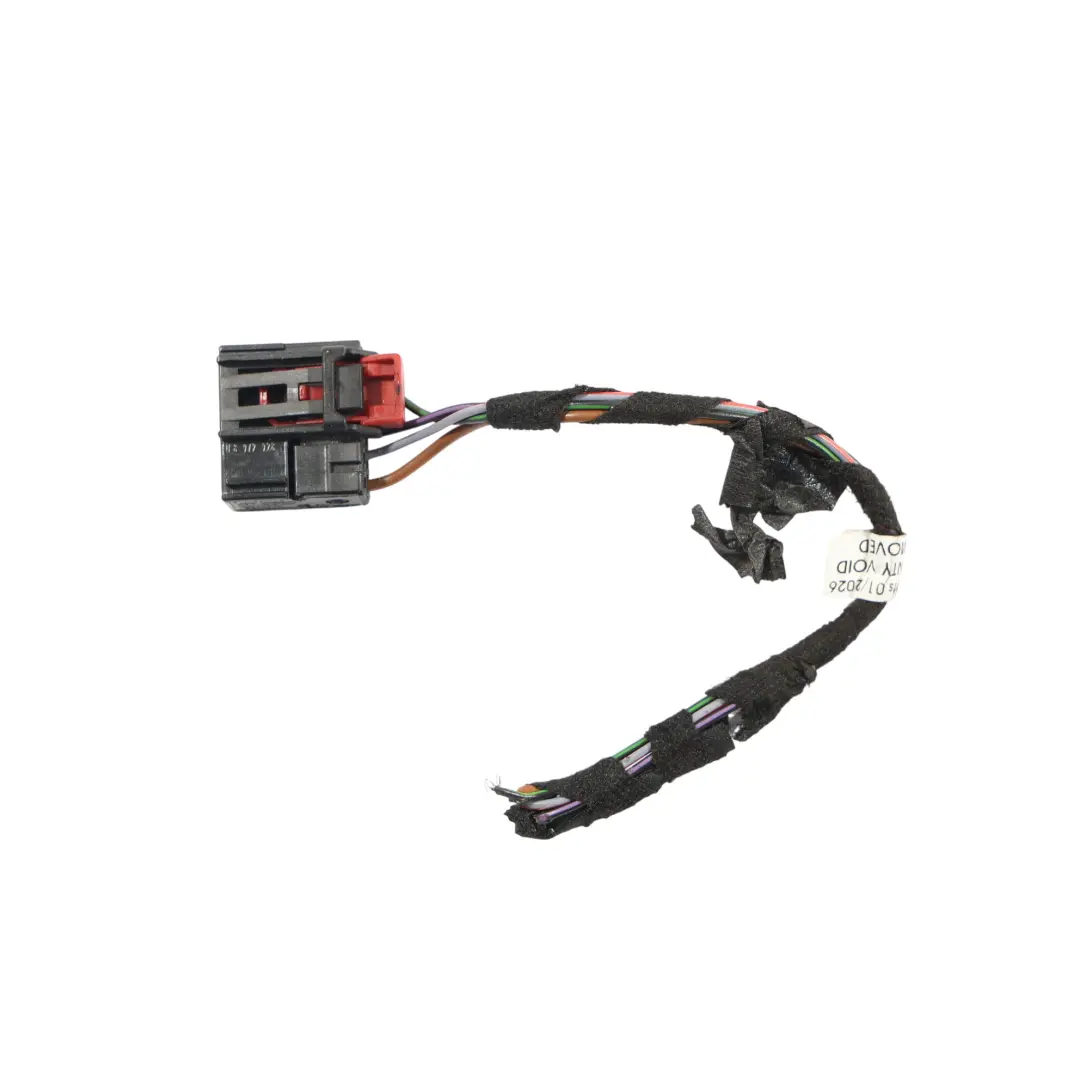 Volkswagen Golf 5G Câble Prise Connecteur Pour Feu Arrière Droit - SKU 5G0945096Q-1 - Numéro de pièce 5G0945096Q