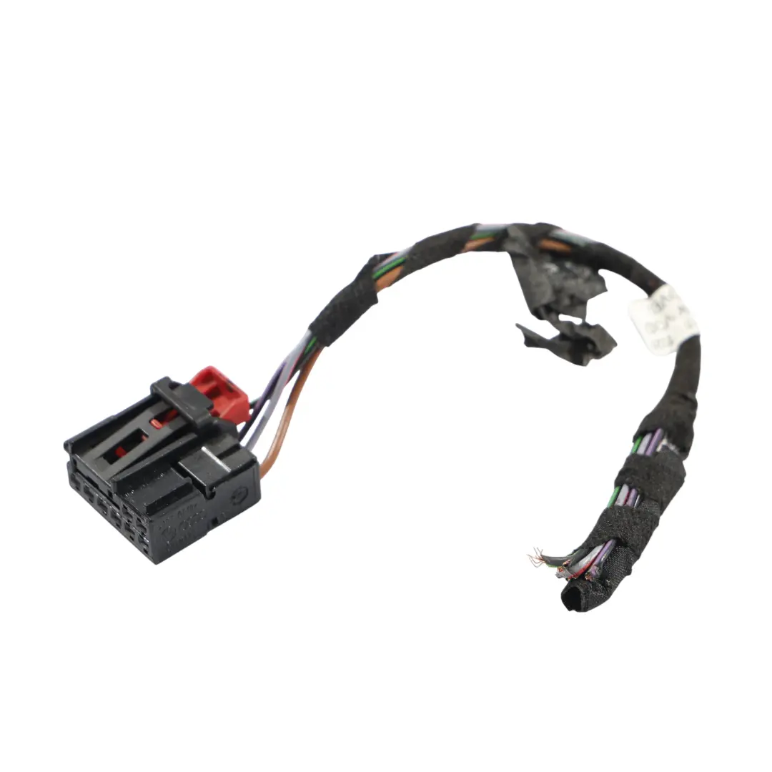 Volkswagen Golf 5G Câble Prise Connecteur Pour Feu Arrière Droit - SKU 5G0945096Q-1 - Numéro de pièce 5G0945096Q