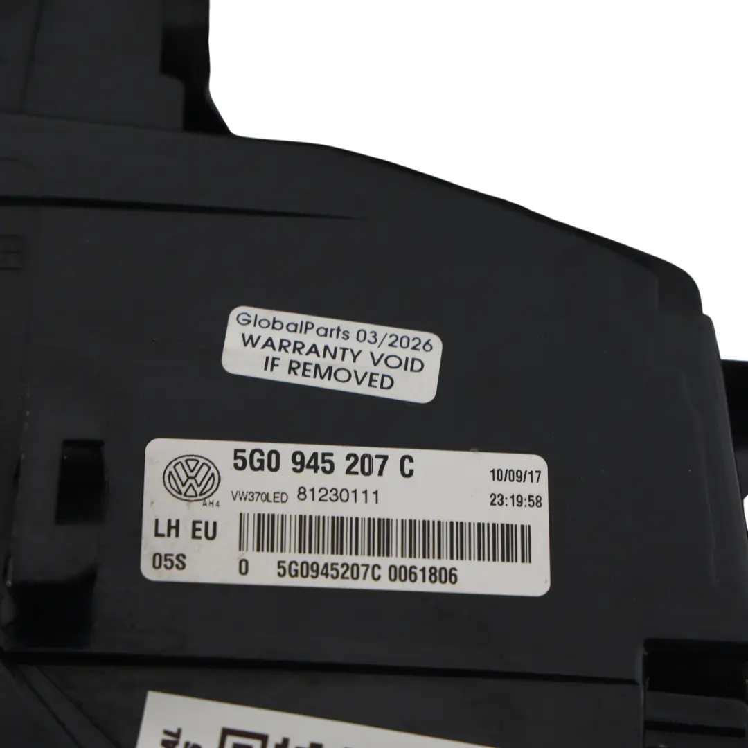 Volkswagen VW Golf R Mk7 Lampa Tylna Lewa Przyciemniana LED - SKU 5G0945207C - Numer Części 5G0945207C
