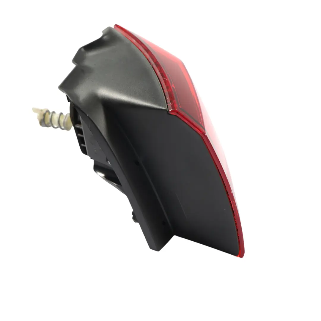 Fanale Posteriore Destro Oscurato LED per Volkswagen Golf R Mk7 con numero di parte 5G0945208C Volkswagen Golf R Mk7 Fanale Posteriore Destro Oscurato LED - SKU 5G0945208C - Numero di parte 5G0945208C