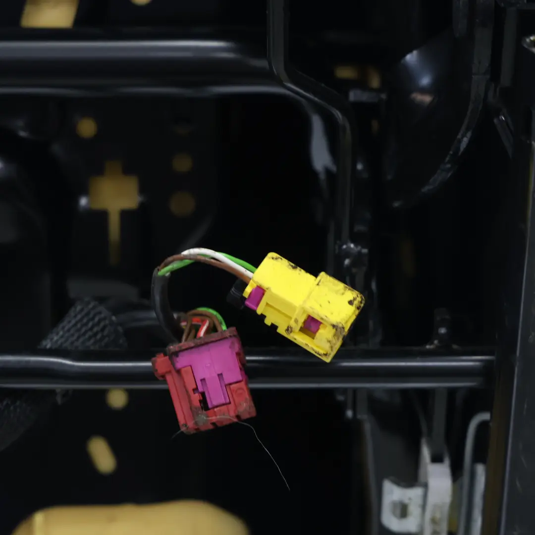 Volkswagen Golf Mk7 GTI 5 Portes Siège Avant Gauche Chauffant Cuir Noir Titane - SKU 5G4881805KB-1 - Numéro de pièce 5G4881805KB