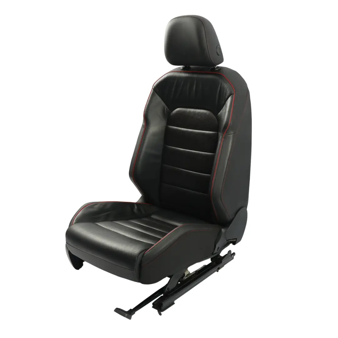 5D Sedile Anteriore Riscaldato Pelle Titanio Nero Destro per Volkswagen Golf Mk7 GTI con numero di parte 5G4881806KB Volkswagen Golf Mk7 GTI 5D Sedile Anteriore Riscaldato Pelle Titanio Nero Destro - SKU 5G4881806KB-1 - Numero di parte 5G4881806KB