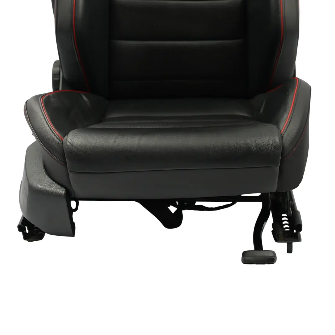 5D Fotel Przedni Grzany Skóra Tytanowy Czarny Prawy do Volkswagen Golf Mk7 GTI o numerze 5G4881806KB Volkswagen Golf Mk7 GTI 5D Fotel Przedni Grzany Skóra Tytanowy Czarny Prawy - SKU 5G4881806KB-1 - Numer Części 5G4881806KB