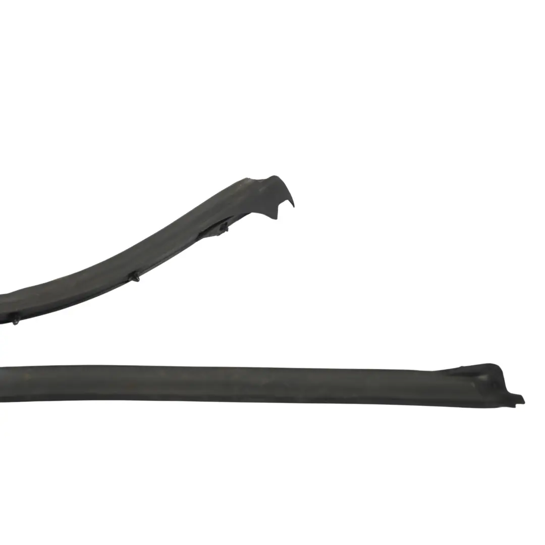 VW Volkswagen Golf VII Guarnizione Porta Posteriore In Gomma Destra - SKU 5G6839700C - Numero di parte 5G6839700C