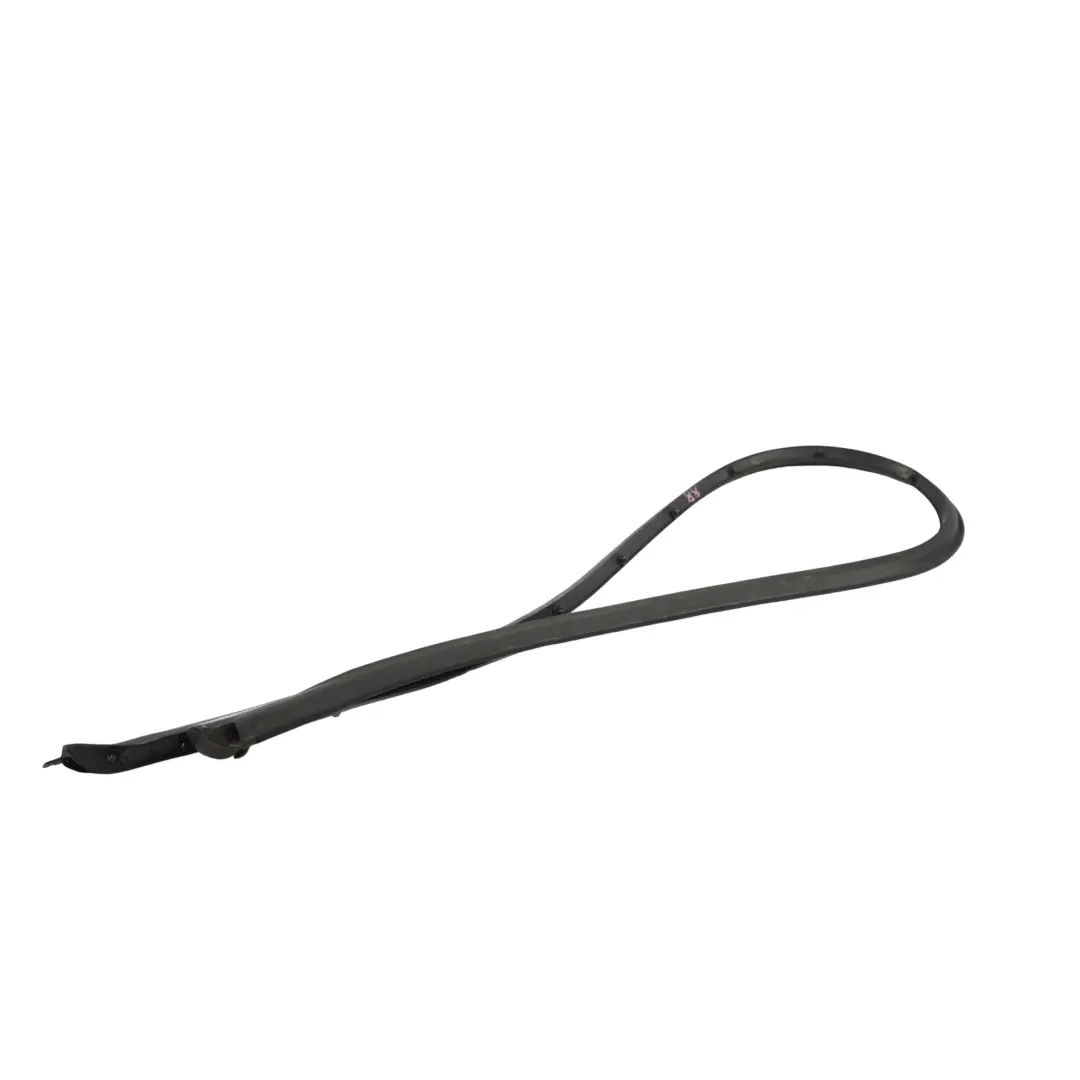 Door Seal Gasket Rubber Right O/S to VW Volkswagen Golf Mk7 Rear with Part number 5G6839700C VW Volkswagen Golf Mk7 Rear Door Seal Gasket Rubber Right O/S - SKU 5G6839700C - Part number 5G6839700C