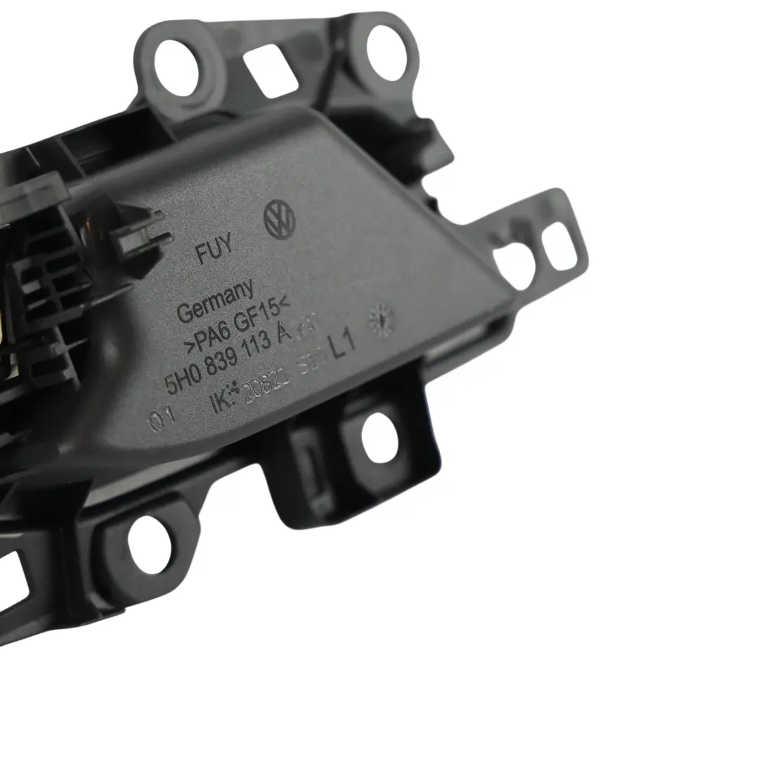 Mk8 CD1 Maniglia Interna Porta Posteriore Sinistra per Volkswagen Golf con numero di parte 5H0839113A Volkswagen Golf Mk8 CD1 Maniglia Interna Porta Posteriore Sinistra - SKU 5H0839113A - Numero di parte 5H0839113A