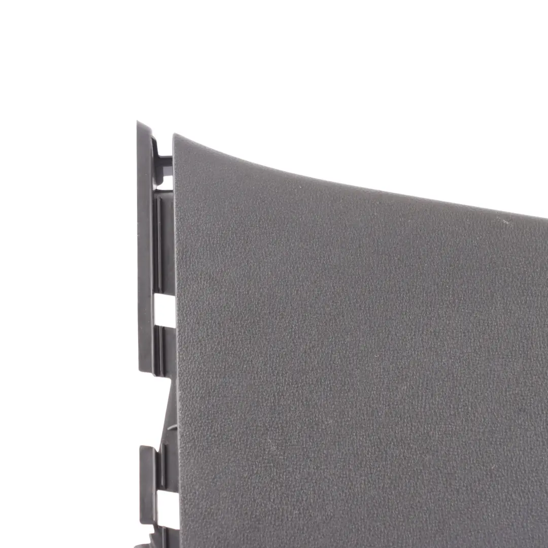 Mk8 CD1 Columna B Tapa Embellecedor Pilar Inferior Derecho para Volkswagen Golf con número de pieza 5H0867292 Volkswagen Golf Mk8 CD1 Columna B Tapa Embellecedor Pilar Inferior Derecho - SKU 5H0867292 - Número de pieza 5H0867292