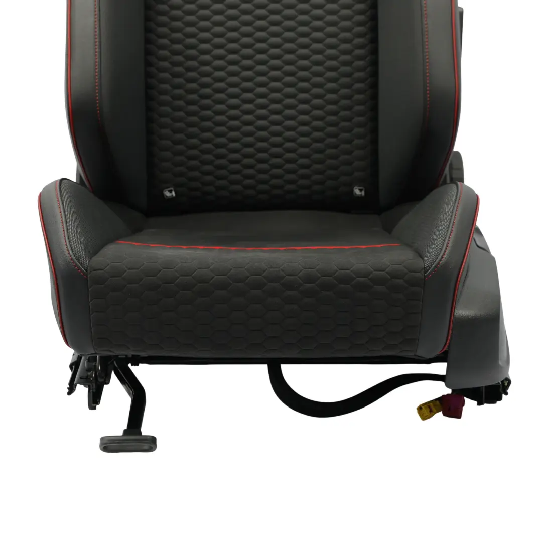 Mk8 GTI 5D Przedni Fotel Sportowy Welur/Materiał Lewy Przód do Volkswagen Golf o numerze 5H0881805BG Volkswagen Golf Mk8 GTI 5D Przedni Fotel Sportowy Welur/Materiał Lewy Przód - SKU 5H0881805BG-1 - Numer Części 5H0881805BG