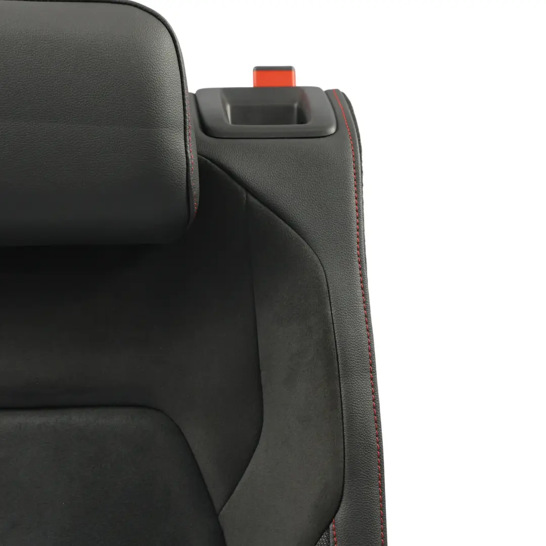 Mk8 CD1 GTI Rücksitzlehne Innenraum Links Seele Schwarz für Volkswagen Golf mit Teilenummer 5H0885805AE Volkswagen Golf Mk8 CD1 GTI Rücksitzlehne Innenraum Links Seele Schwarz - SKU 5H0885805AE - Teilenummer 5H0885805AE