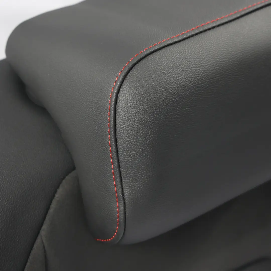 Mk8 CD1 GTI Dossier De Siège Arrière Gauche Intérieur Soul Black pour Volkswagen Golf à propos du numéro de pièce 5H0885805AE Volkswagen Golf Mk8 CD1 GTI Dossier De Siège Arrière Gauche Intérieur Soul Black - SKU 5H0885805AE - Numéro de pièce 5H0885805AE