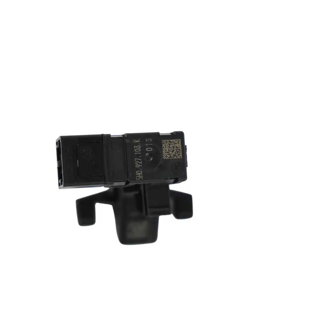 Volkswagen Golf GTI CD1 Led Ambient Lighting Dashboard Connector 5H0927103K - SKU 5H0947145C - Part number 5H0947145C