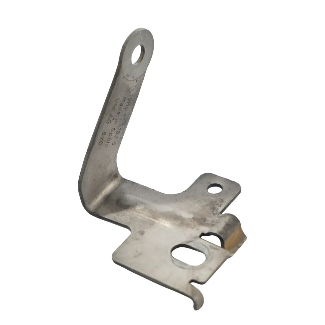 Mk8 Soporte Montaje Sirena Alarma Bocina para Volkswagen Golf con número de pieza 5H0951182B Volkswagen Golf Mk8 Soporte Montaje Sirena Alarma Bocina - SKU 5H0951182B - Número de pieza 5H0951182B