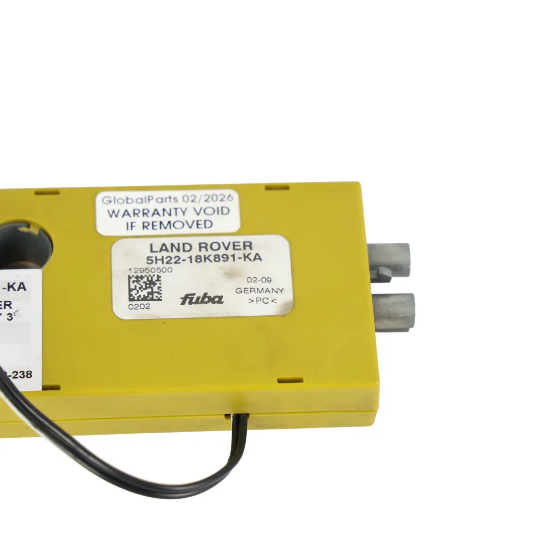 Radio Signal Antenna Aerial Amplifier to Land Rover Discovery 3 L319 with Part number 5H22-18K891-KA Land Rover Discovery 3 L319 Radio Signal Antenna Aerial Amplifier - SKU 5H22-18K891-KA - Part number 5H22-18K891-KA