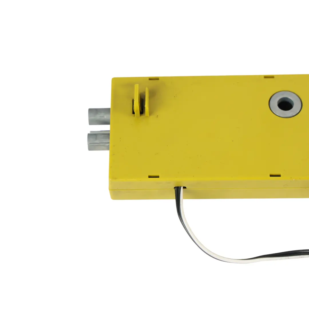 Antena Señal Radio Amplificador para Land Rover Discovery 3 L319 con número de pieza 5H22-18K891-KA Land Rover Discovery 3 L319 Antena Señal Radio Amplificador - SKU 5H22-18K891-KA - Número de pieza 5H22-18K891-KA