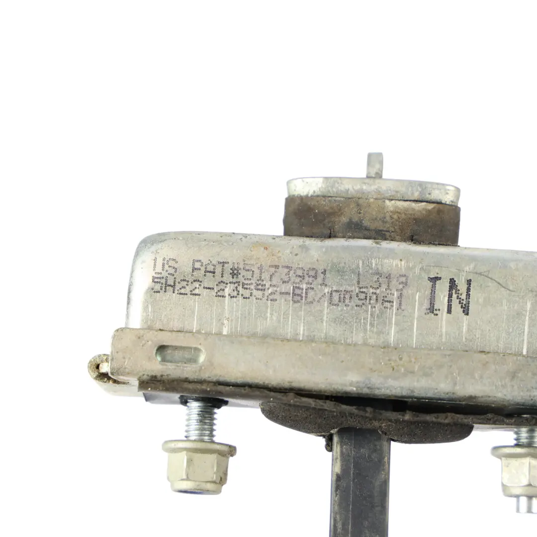 Courroie Contrôle Porte Gauche Droite pour Land Rover Discovery 3 L319 à propos du numéro de pièce 5H22-23552-BC Land Rover Discovery 3 L319 Courroie Contrôle Porte Gauche Droite - SKU 5H22-23552-BC - Numéro de pièce 5H22-23552-BC