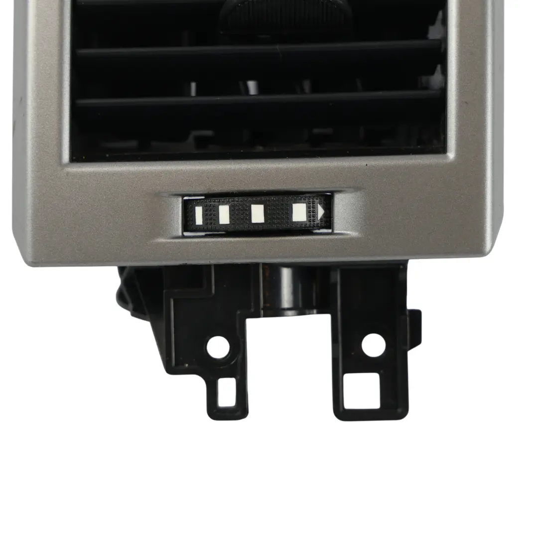 Rejilla Ventilación Centro Derecho para Land Rover Range Rover L320 con número de pieza 5H32-014A22-AB Land Rover Range Rover L320 Rejilla Ventilación Centro Derecho - SKU 5H32-014A22-AB - Número de pieza 5H32-014A22-AB