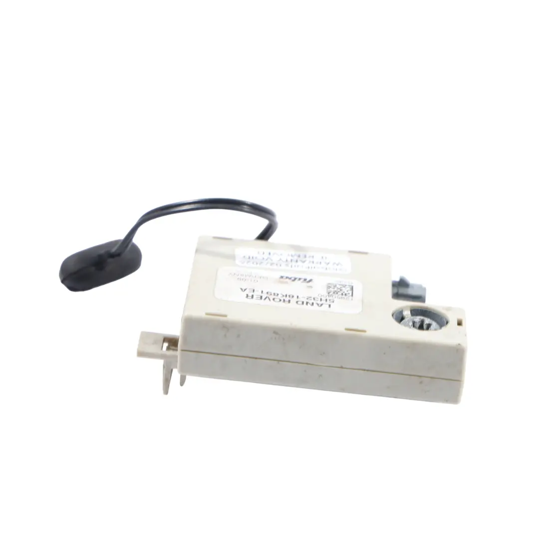 Wzmacniacz Anteny Radia do Land Rover Discovery 3 L319 o numerze 5H32-18K891-EA Land Rover Discovery 3 L319 Wzmacniacz Anteny Radia - SKU 5H32-18K891-EA - Numer Części 5H32-18K891-EA