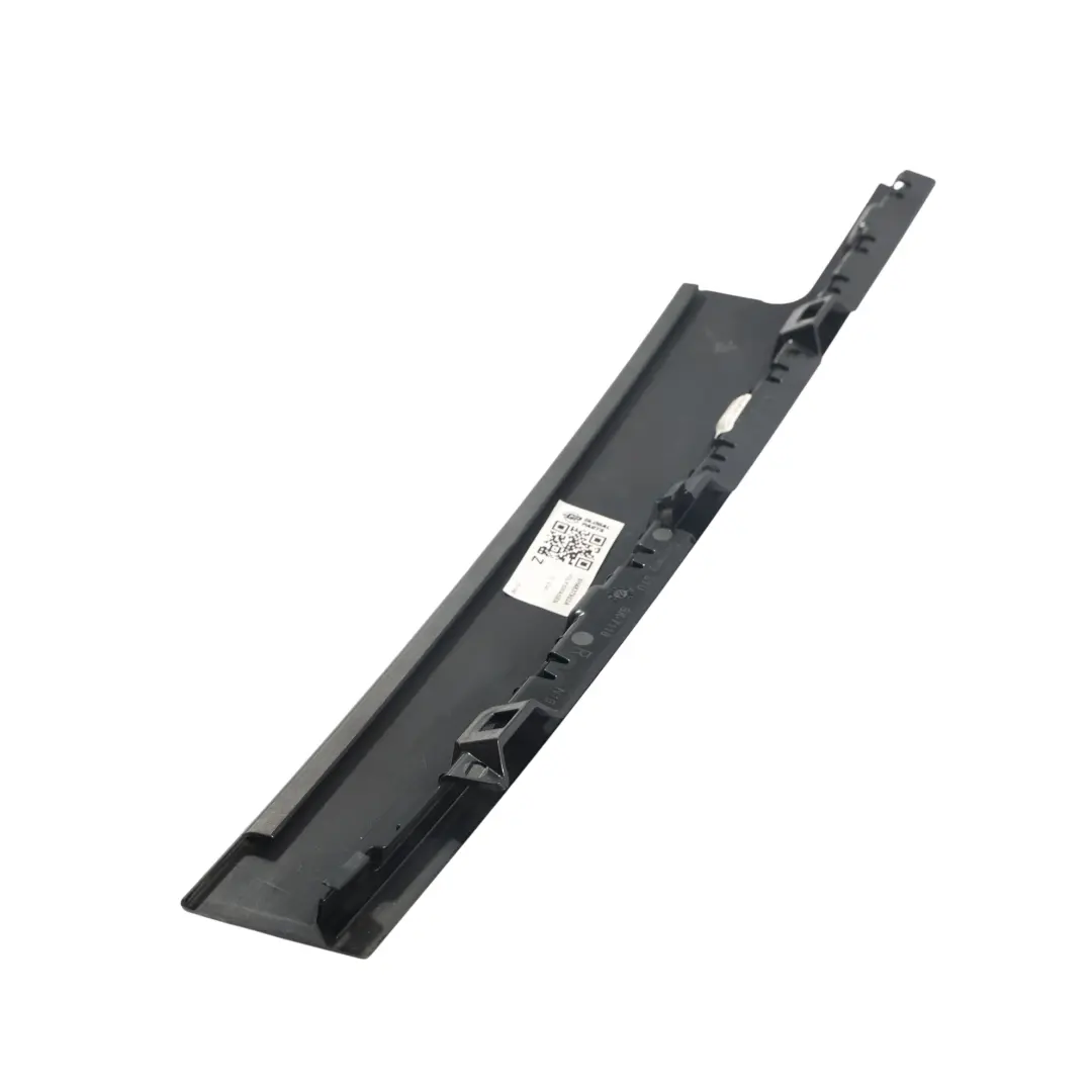 Mk8 Moulure Garniture Vitre Porte Avant Droite pour Volkswagen Golf à propos du numéro de pièce 5H4837902A Volkswagen Golf Mk8 Moulure Garniture Vitre Porte Avant Droite - SKU 5H4837902A - Numéro de pièce 5H4837902A