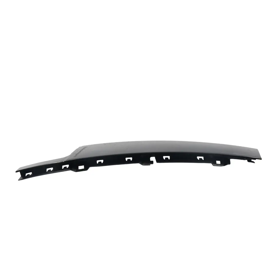 Mk8 Moldura Ventana Puerta Delantera Derecha para Volkswagen Golf con número de pieza 5H4837902A Volkswagen Golf Mk8 Moldura Ventana Puerta Delantera Derecha - SKU 5H4837902A - Número de pieza 5H4837902A