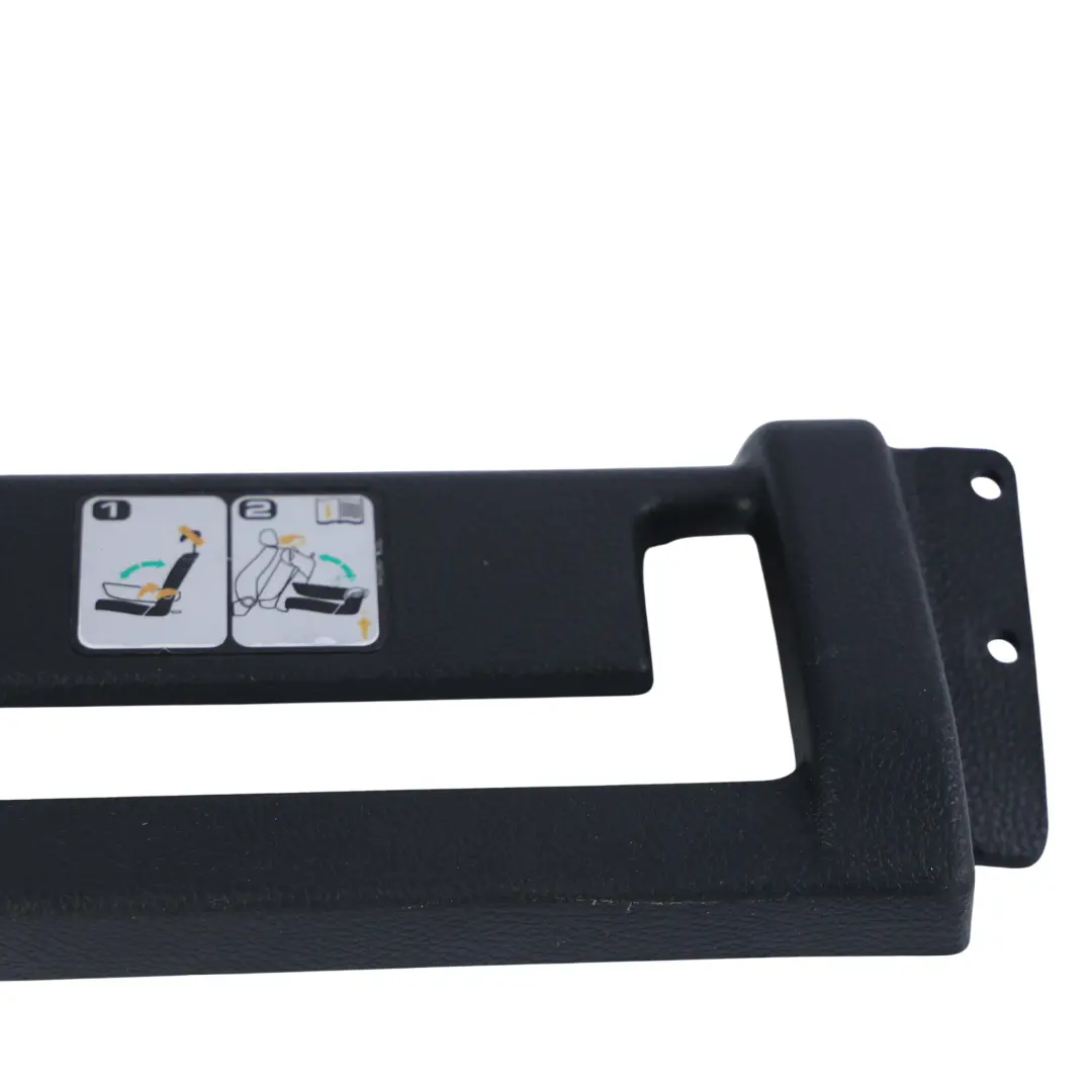 Hinten Mitte Sitzabdeckung Panel Trim Schwarz für Skoda Yeti 5L mit Teilenummer 5J7883943C Skoda Yeti 5L Hinten Mitte Sitzabdeckung Panel Trim Schwarz - SKU 5J7883943C - Teilenummer 5J7883943C