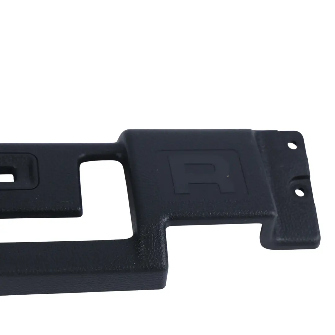 Garniture Panneau Siège Baquet Arrière Droit Noir pour Skoda Yeti 5L à propos du numéro de pièce 5J7883944B Skoda Yeti 5L Garniture Panneau Siège Baquet Arrière Droit Noir - SKU 5J7883944B - Numéro de pièce 5J7883944B