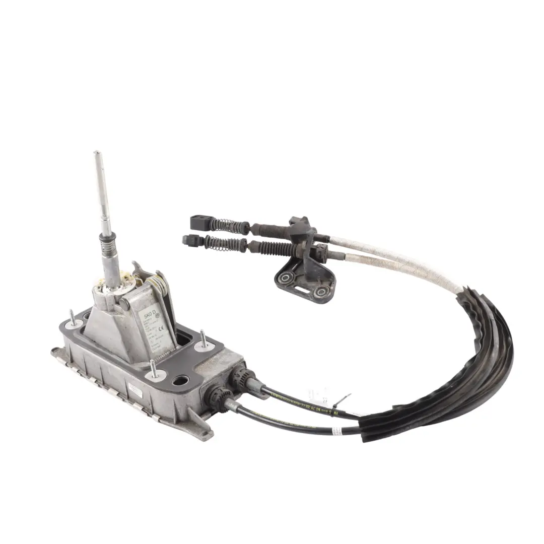 MK3 Palanca Selector Varillaje Caja Cambios Manual para Skoda Scirocco con número de pieza 5K0711049D Skoda Scirocco MK3 Palanca Selector Varillaje Caja Cambios Manual - SKU 5K0711049D - Número de pieza 5K0711049D