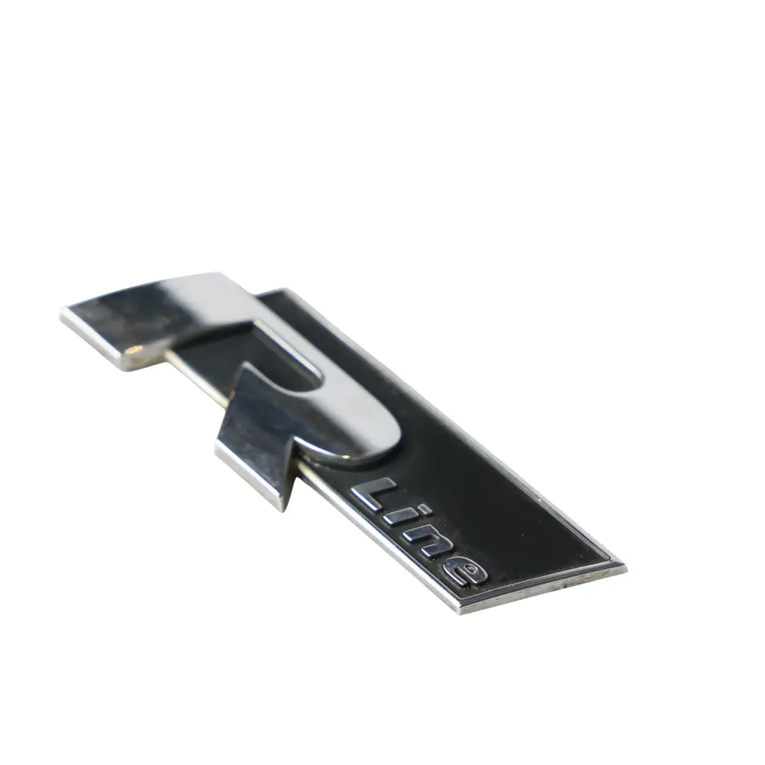 Volkswagen Touareg 7P Kotflügel Verkleidung Vorne R-Line Emblem - SKU 5K0853688A - Teilenummer 5K0853688A