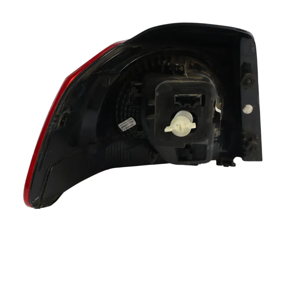 MK6 Fanale Posteriore Esterno Destro per Volkswagen Golf VI con numero di parte 5K0945096E Volkswagen Golf VI MK6 Fanale Posteriore Esterno Destro - SKU 5K0945096E - Numero di parte 5K0945096E