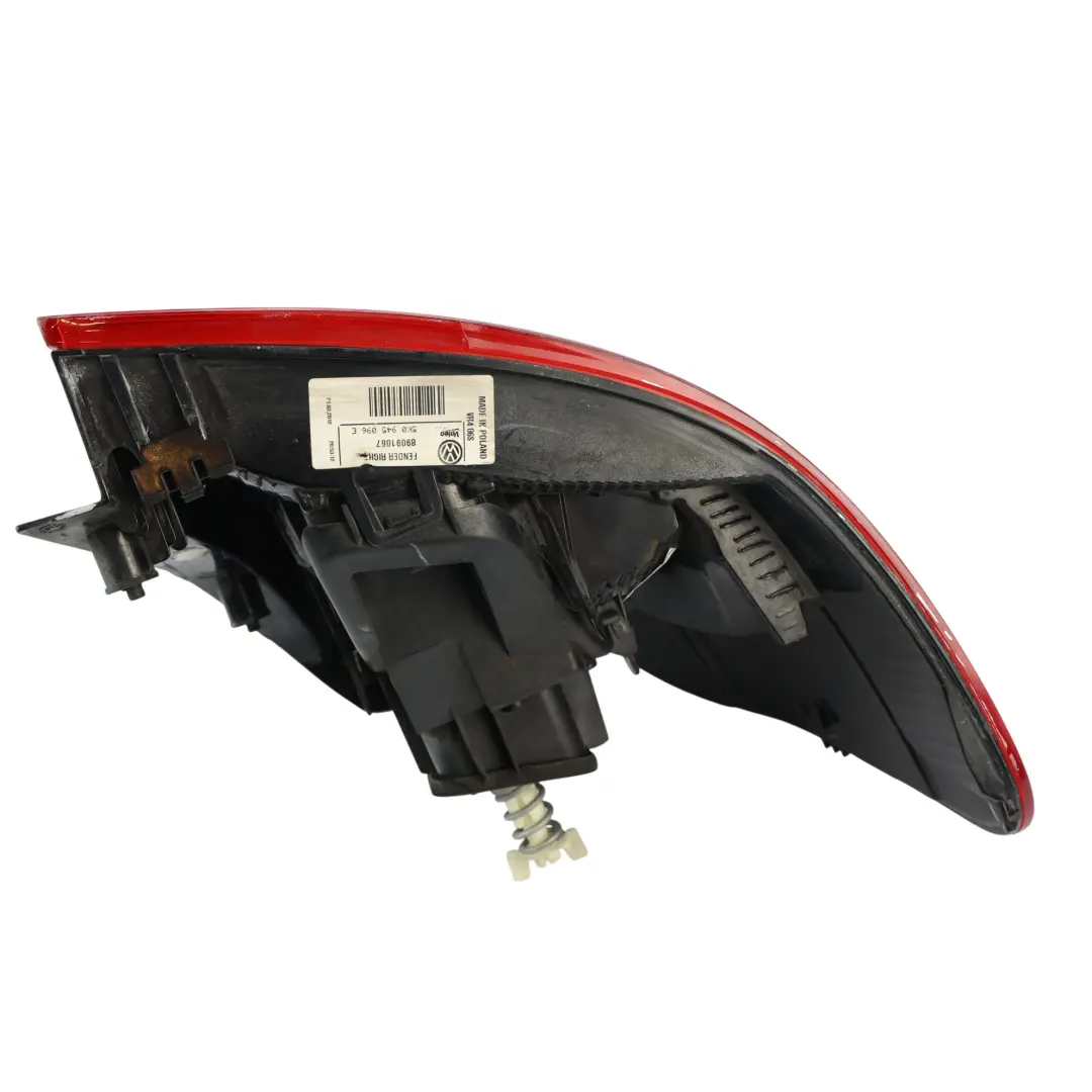 MK6 Feu Arrière Extérieur Droit pour Volkswagen Golf VI à propos du numéro de pièce 5K0945096E Volkswagen Golf VI MK6 Feu Arrière Extérieur Droit - SKU 5K0945096E - Numéro de pièce 5K0945096E