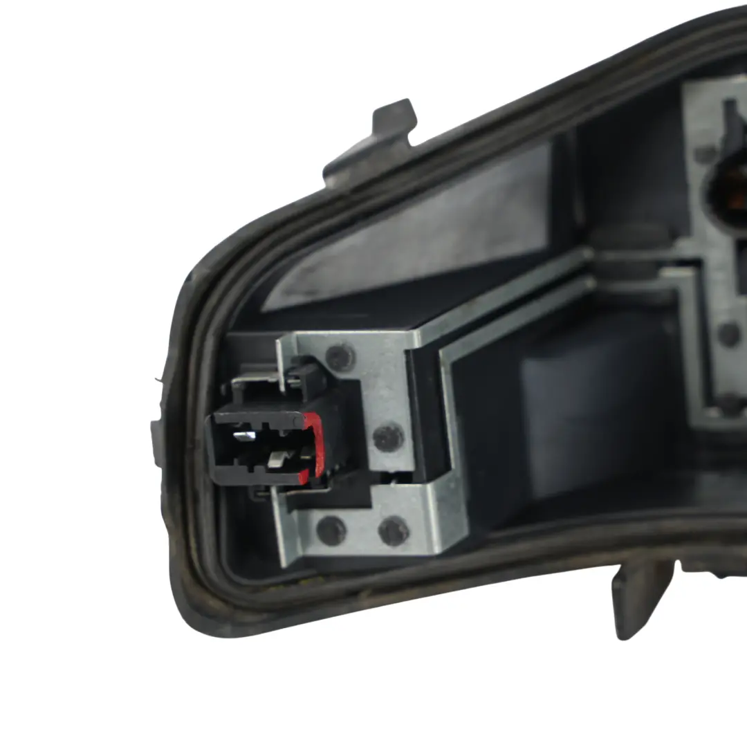 Volkswagen Golf Mk6 5K Oprawa Żarówek Lampy Tylnej Lewa - SKU 5K0945257 - Numer Części 5K0945257